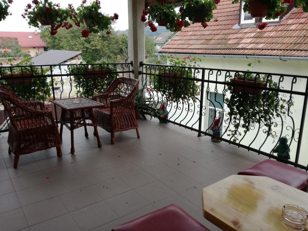 Vila Nely Risnov Bagian luar foto